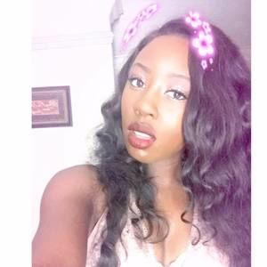 Meet your Posher, Tiffany